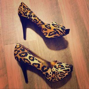 Gently used Cheetah Print Nine West Peep toe